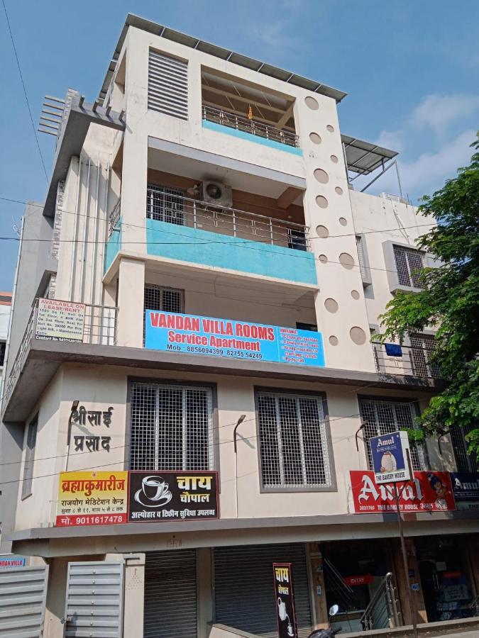 Vandan Service Apartments By Wb ناغبور المظهر الخارجي الصورة